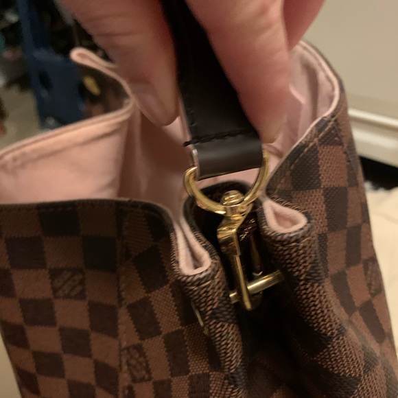 SOLD! 2015 Authentic LV Cassia Handbag Rose Pink - Picture 6 of 8